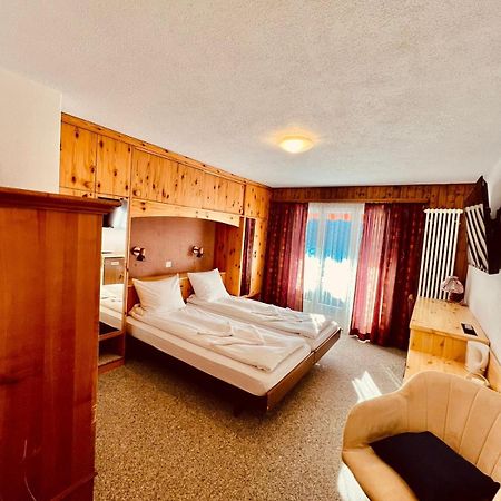 Hotel Old Jnn 클로스터스 외부 사진