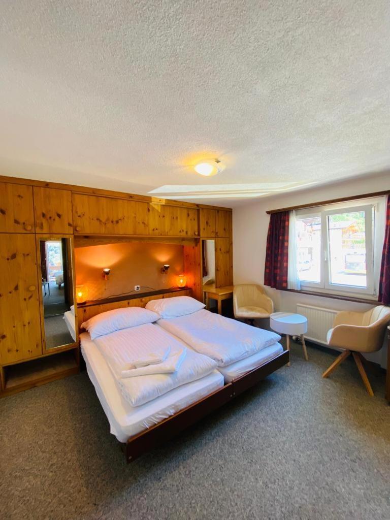 Hotel Old Jnn 클로스터스 외부 사진