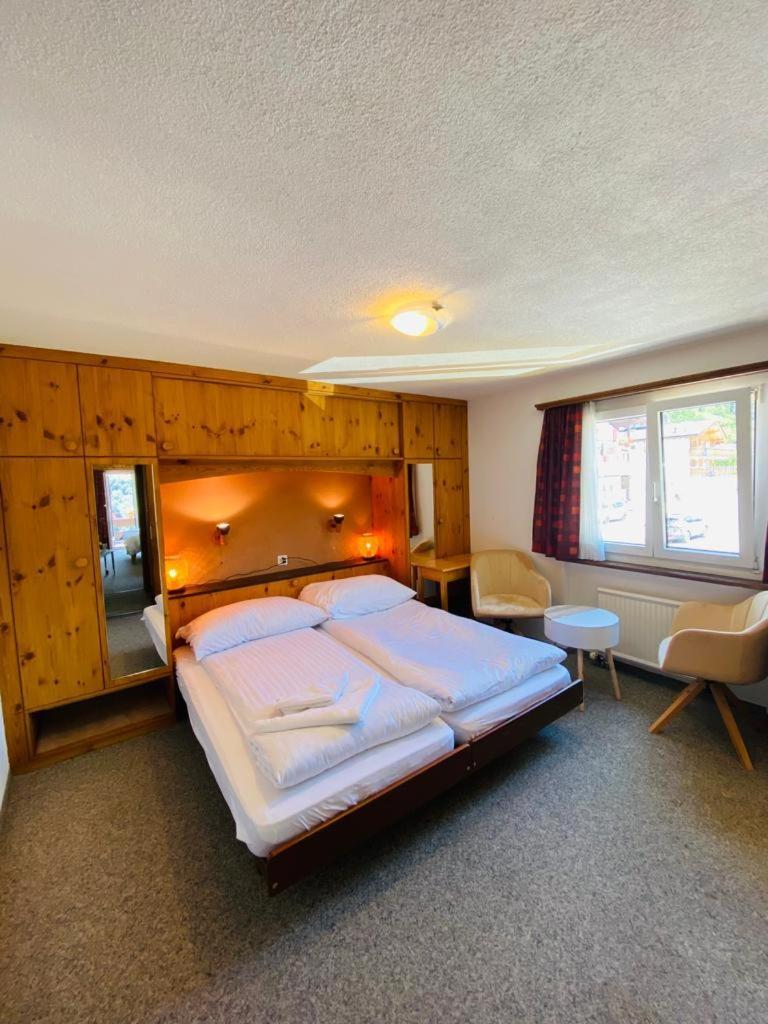 Hotel Old Jnn 클로스터스 외부 사진