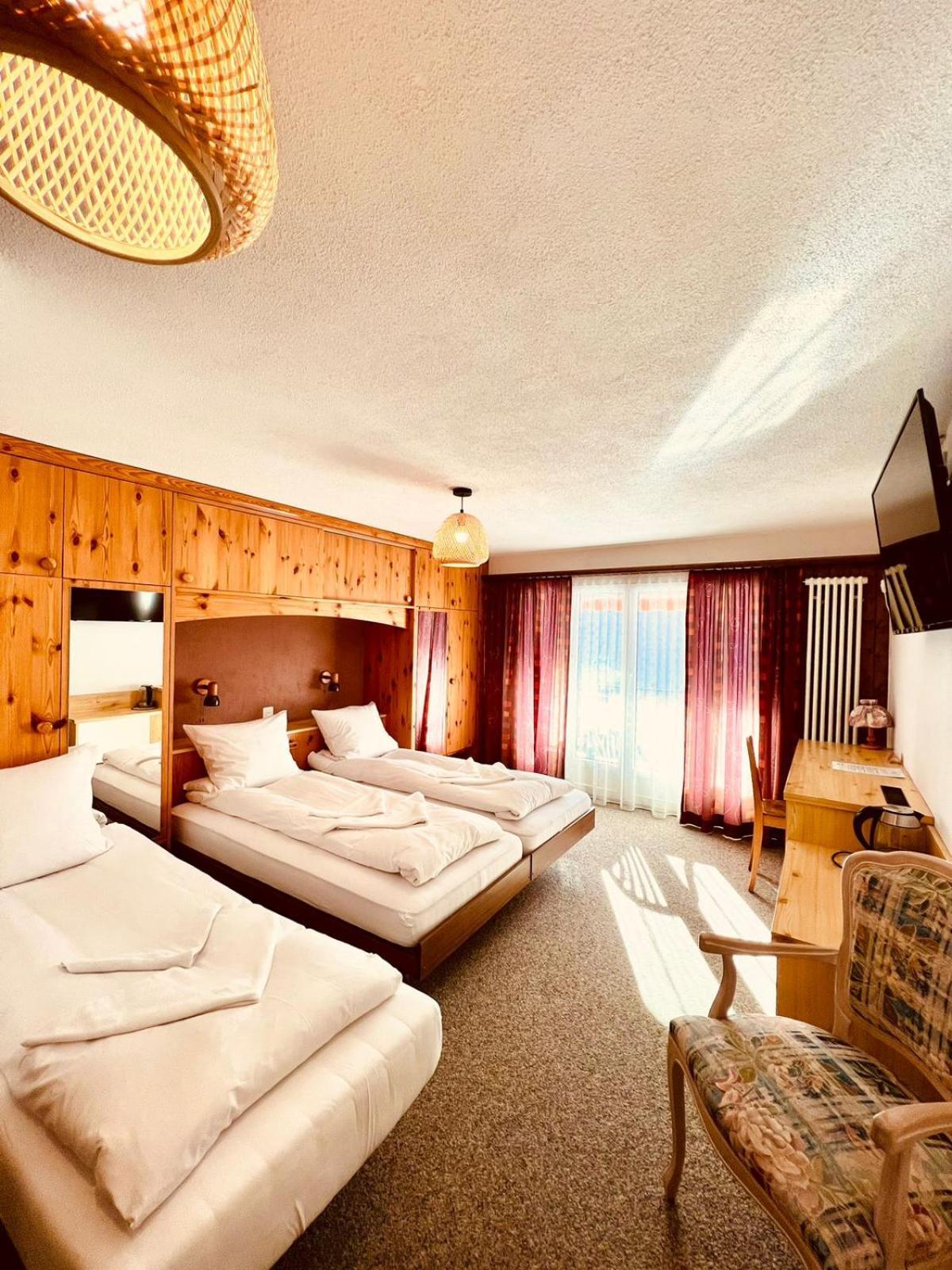 Hotel Old Jnn 클로스터스 외부 사진