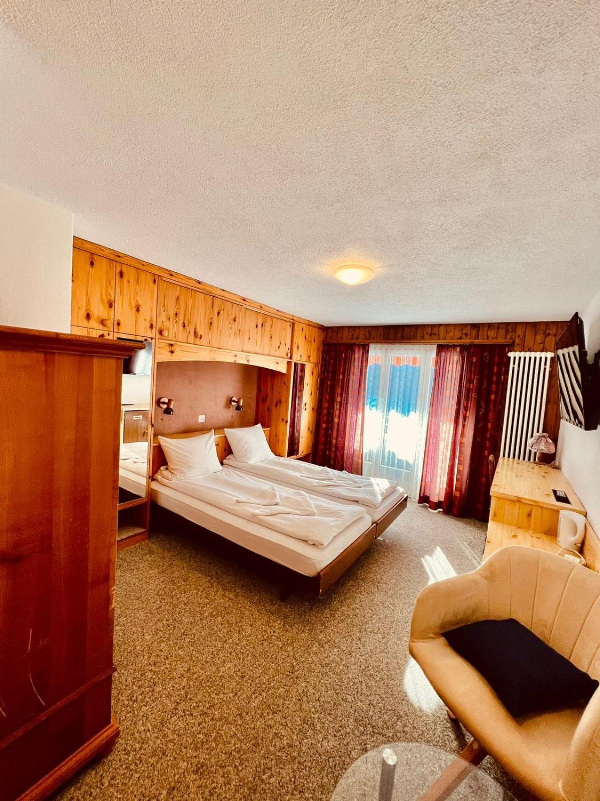 Hotel Old Jnn 클로스터스 외부 사진